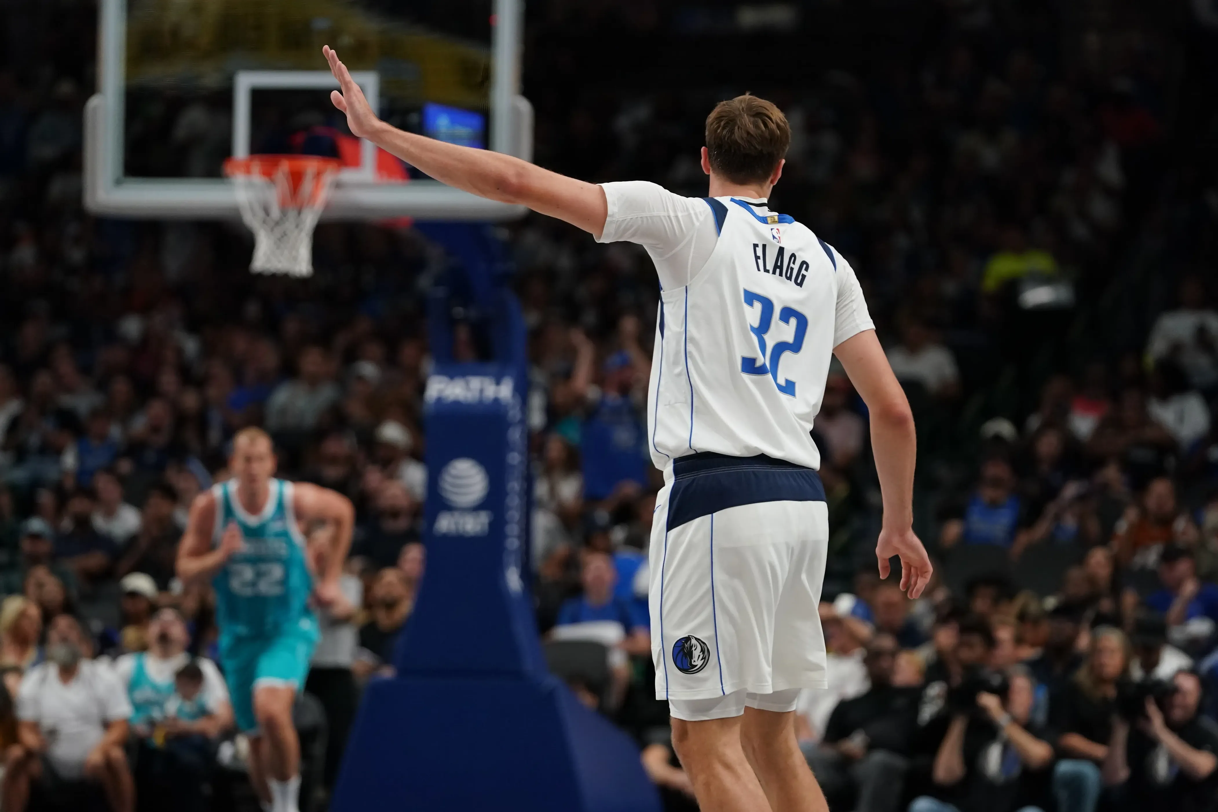 防守端的发, 成为球队进 防守端的发, 成为球队进